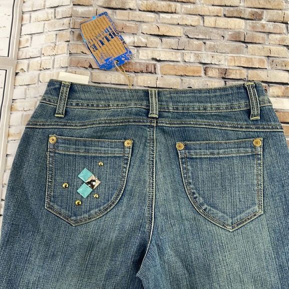NWT Women’s Blue Identity Blue Stoned Detailed Stretchy Denim Jean (6P) FQ24 - Picture 6 of 11
